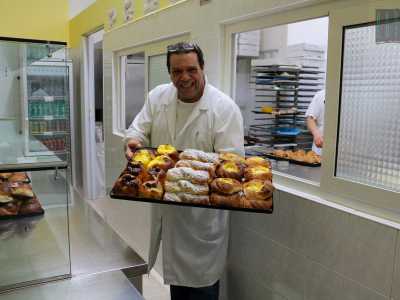 Rimanendo a Poggiofranco non pu� mancare una visita alla "Cornetteria" di via Sergio Pansini, meglio nota come "Mimmo del Farafulo": Mimmo ne � il pittoresco proprietario, mentre il Farafulo era un pub delle vicinanze chiuso da tempo